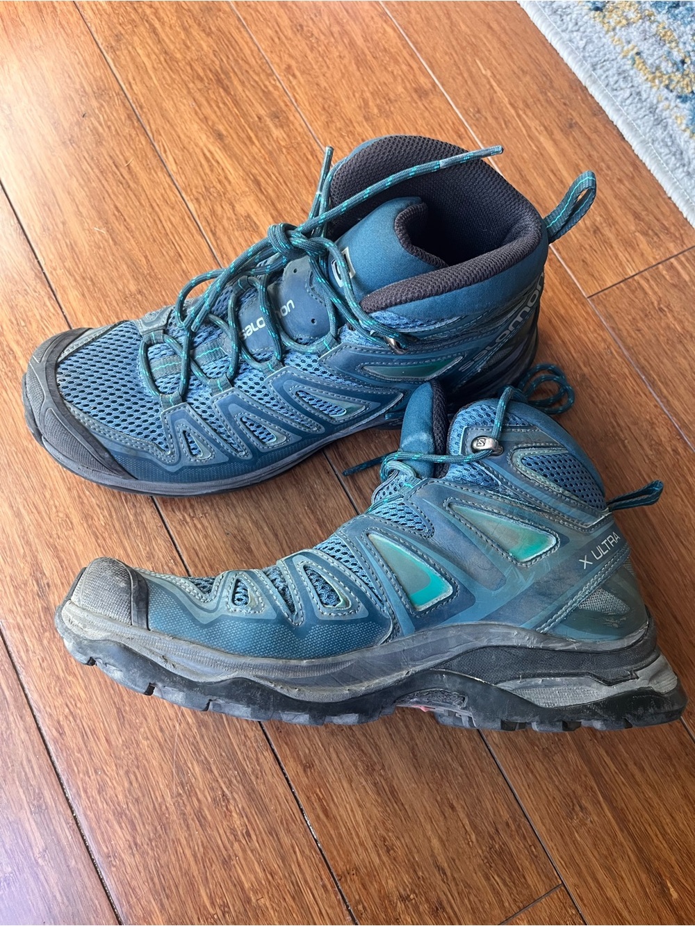 Women's Salomon X Ultra Mid 3 Blue Hiking Boots Size 8 - Picture 2 of 9